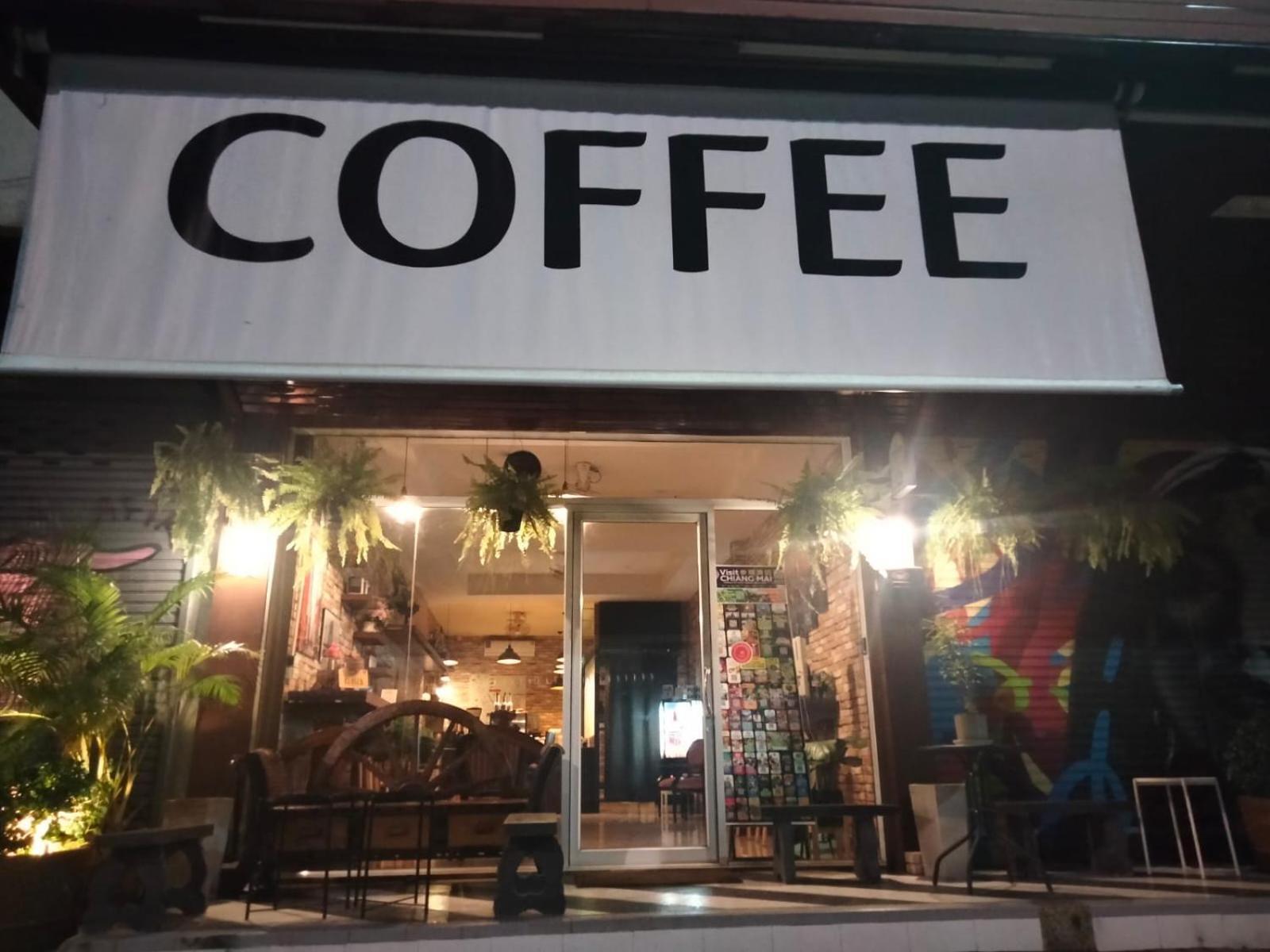 Chaiyee Coffee Chiang Mai Esterno foto